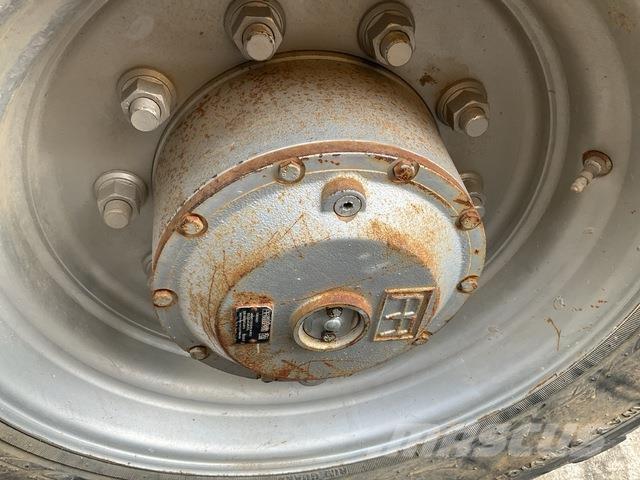 XCMG GTBZ32S ブームリフト　直伸型