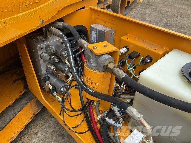 XCMG GTJZ1212 シザースリフト