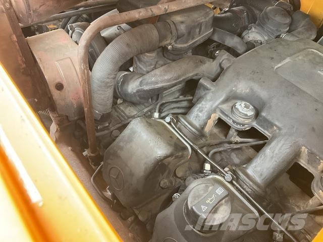 XCMG QAY300 オールテレーンクレーン