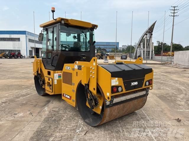 XCMG XD83 タンデムローラ