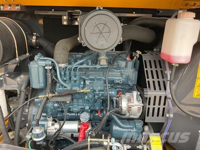 XCMG XE55DA ミニ油圧ショベル 7t以下（ミニユンボ・ミニディガー）