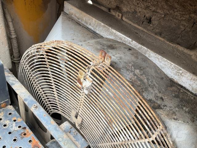 XCMG XE900D 大型油圧ショベル12t以上（パワーショベル・ユンボ）