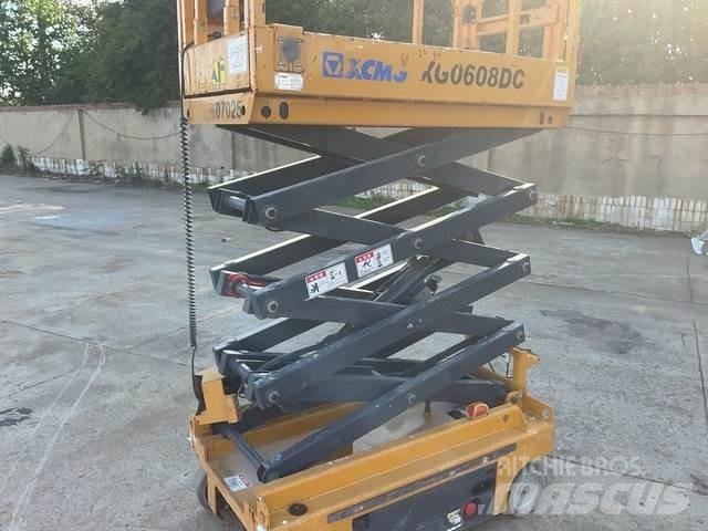 XCMG XG0608DC シザースリフト