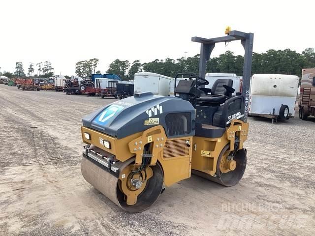 XCMG XMR303S タンデムローラ