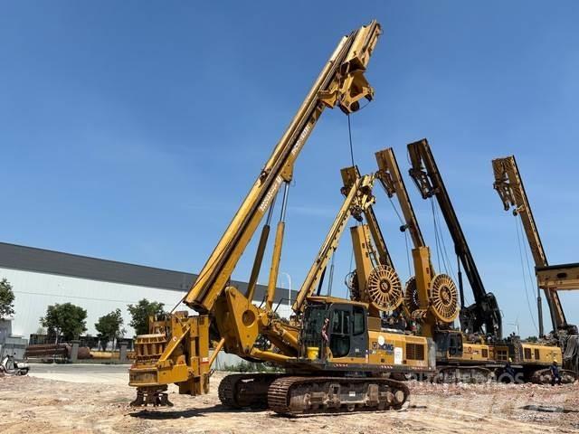 XCMG XR180D クローラドリル