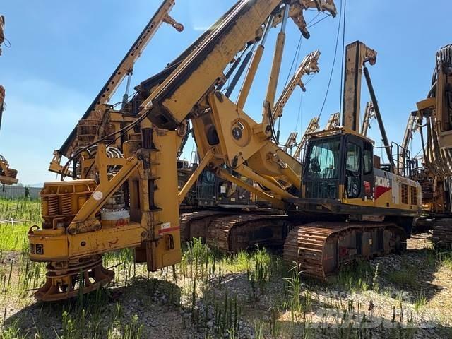 XCMG XR220D クローラドリル