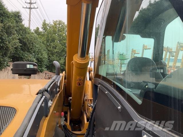 XCMG XT3007 テレスコーピックハンドラー
