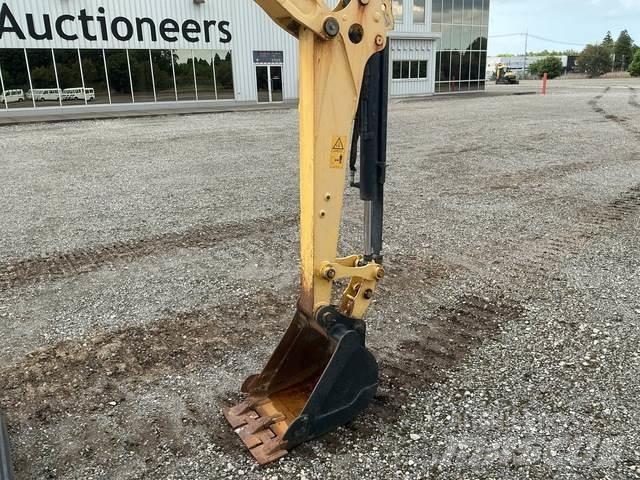 Yanmar B3-6A 大型油圧ショベル12t以上（パワーショベル・ユンボ）