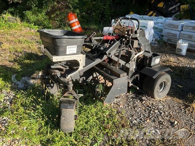  Z Plugger エアレーション・サッチング機