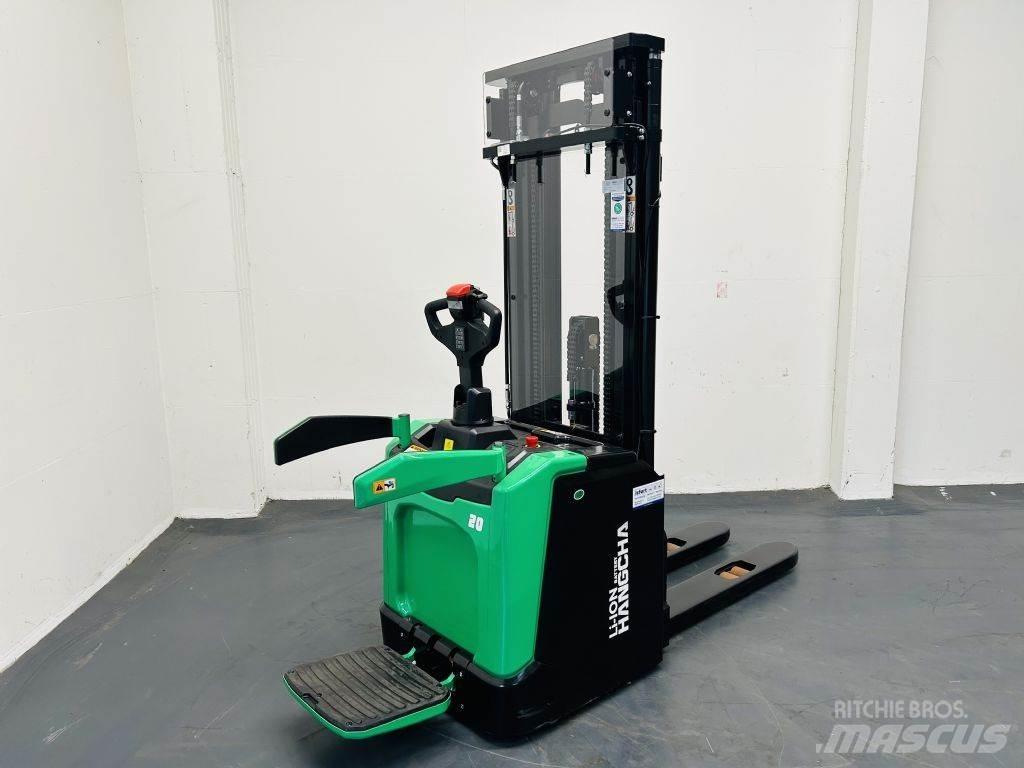Hangcha CDD20-XT1S-SI 自走式スタッカー