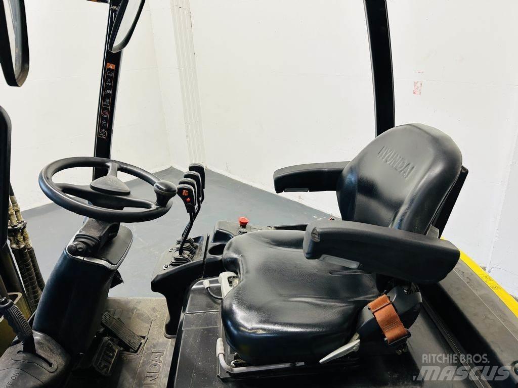 Hyundai 20BT-9 バッテリーフォークリフト