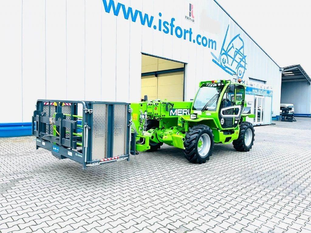 Merlo P40.17 テレスコーピックハンドラー