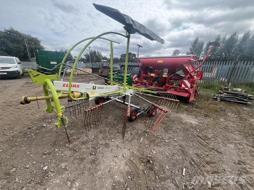 CLAAS LINER 450 テッダー・テッダーレーキ