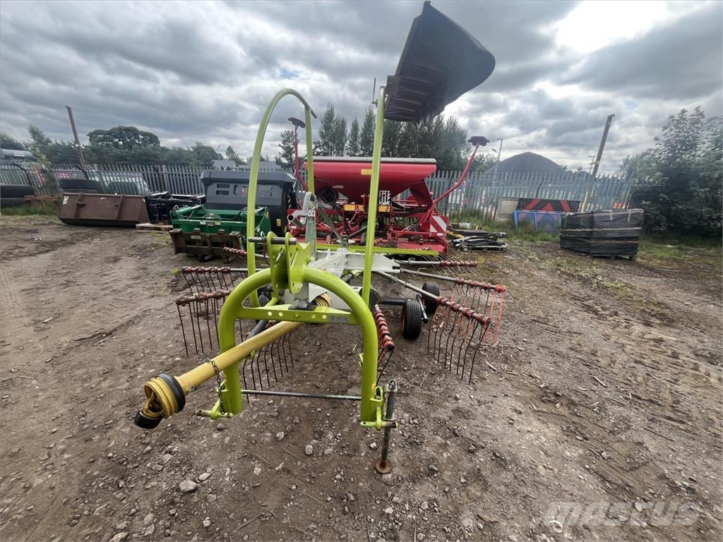CLAAS LINER 450 テッダー・テッダーレーキ