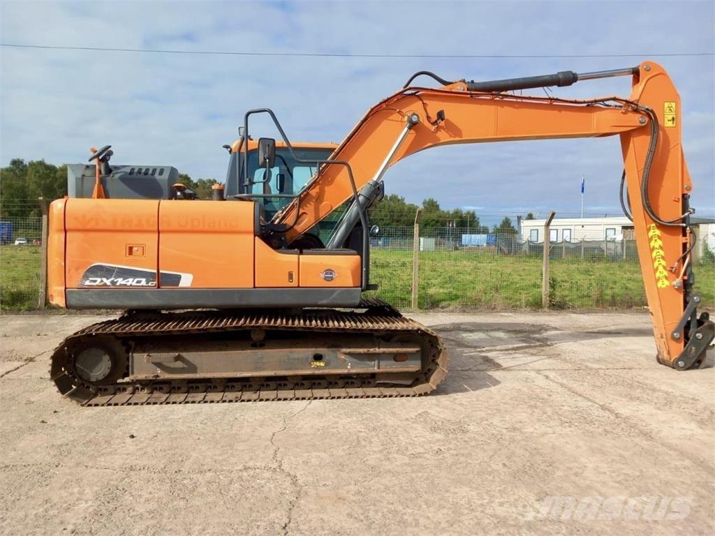 Develon DX140LC-5 農業機械 -　その他