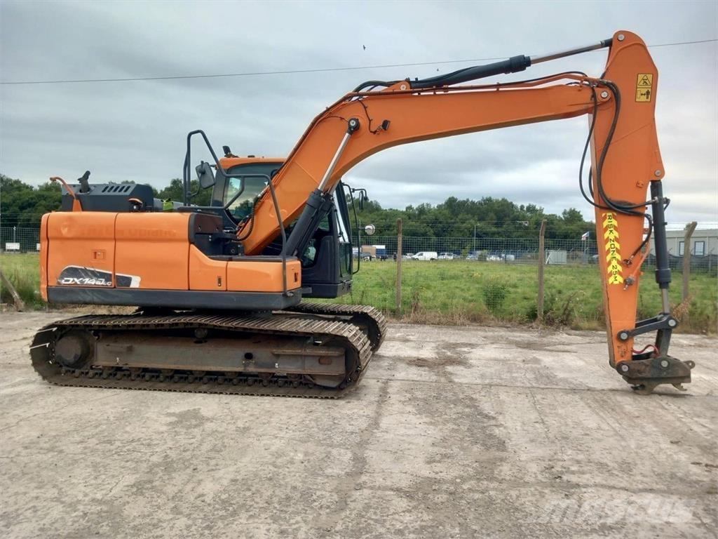 Develon DX140LC-5 農業機械 -　その他