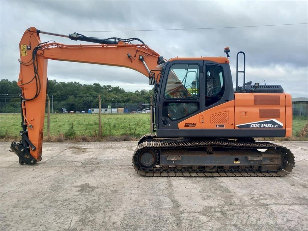 Develon DX140LC-7 農業機械 -　その他