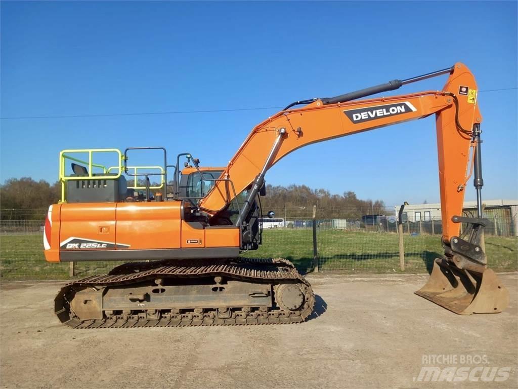 Develon DX225LC-7 農業機械 -　その他
