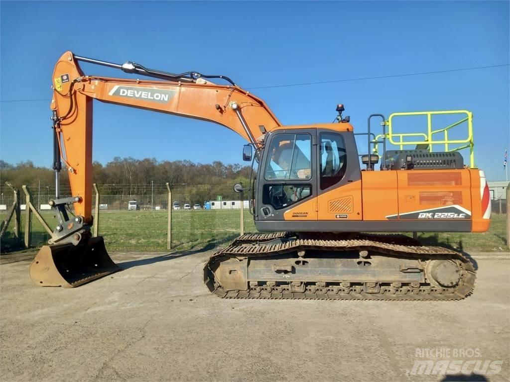 Develon DX225LC-7 農業機械 -　その他