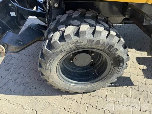 Komatsu PW98 MR10 ホイール式油圧ショベル（パワーショベル・ユンボ・バックホー）