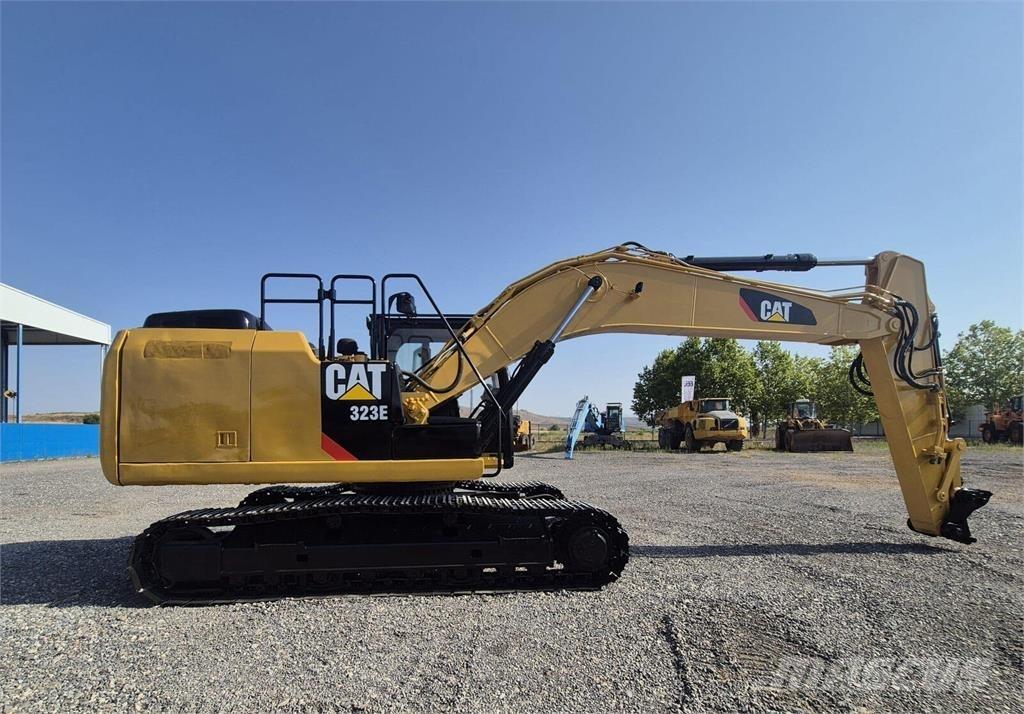 CAT 323ELN 大型油圧ショベル12t以上（パワーショベル・ユンボ）