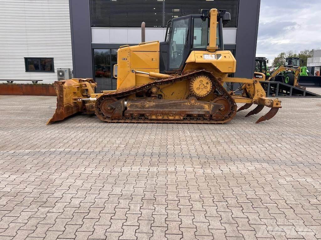 CAT D6N XL ブルドーザー