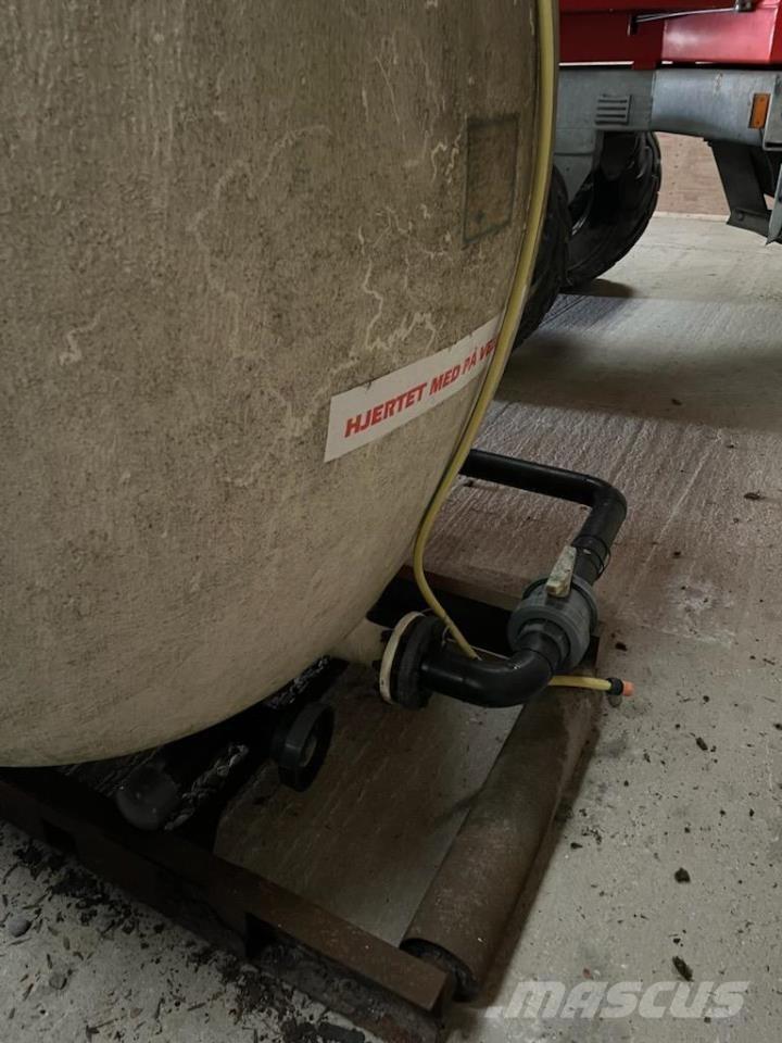  15.000 L vandtank ホッパー、ブロワー、エレベーター