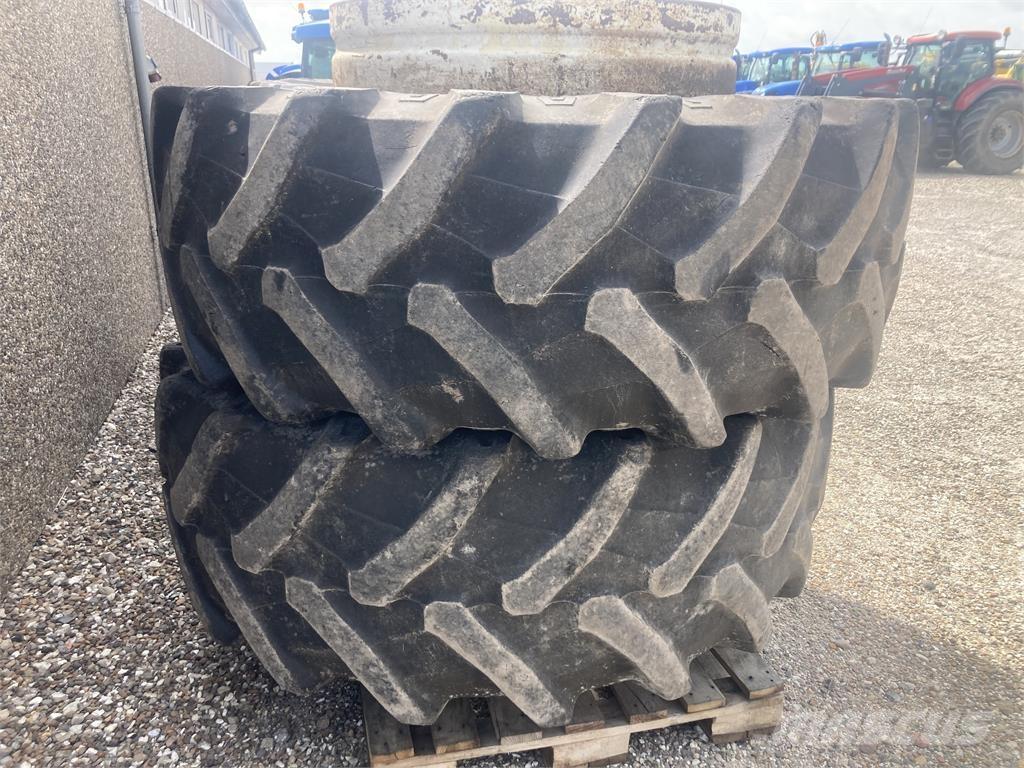  580/70-38 タイヤ、ホイル、リム