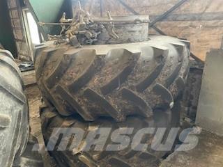  650/85R42 タイヤ、ホイル、リム