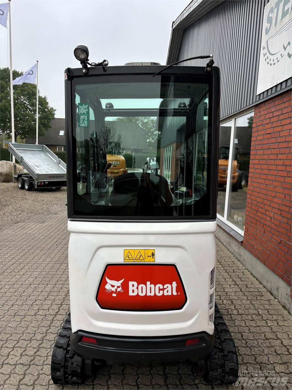 Bobcat E19 ミニ油圧ショベル 7t以下（ミニユンボ・ミニディガー）