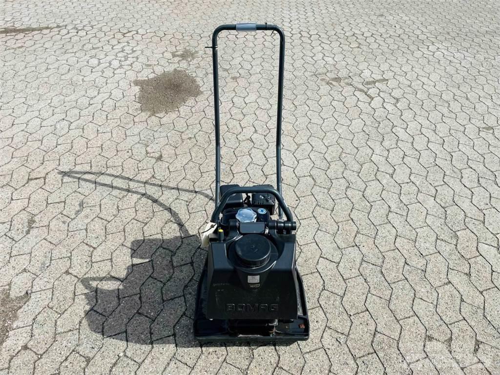 Bomag BP 12/50A W プレートコンパクター