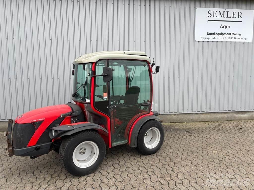 Carraro TTR 4400 コンパクトトラクター