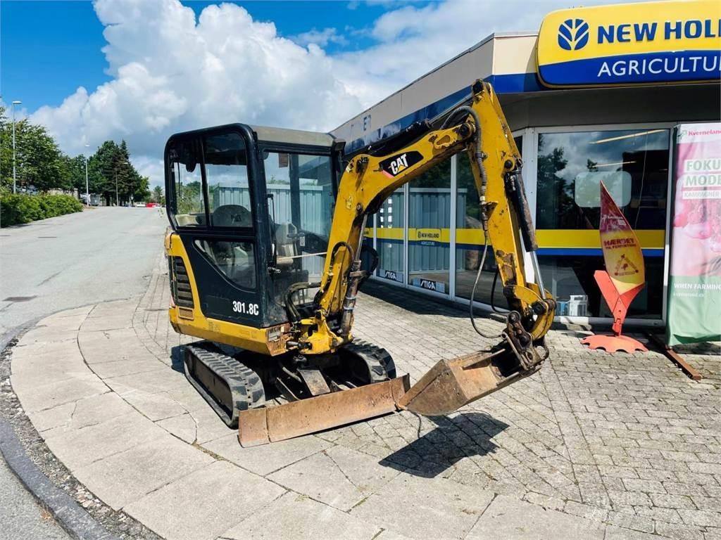 CAT 301.8C ミニ油圧ショベル 7t以下（ミニユンボ・ミニディガー）