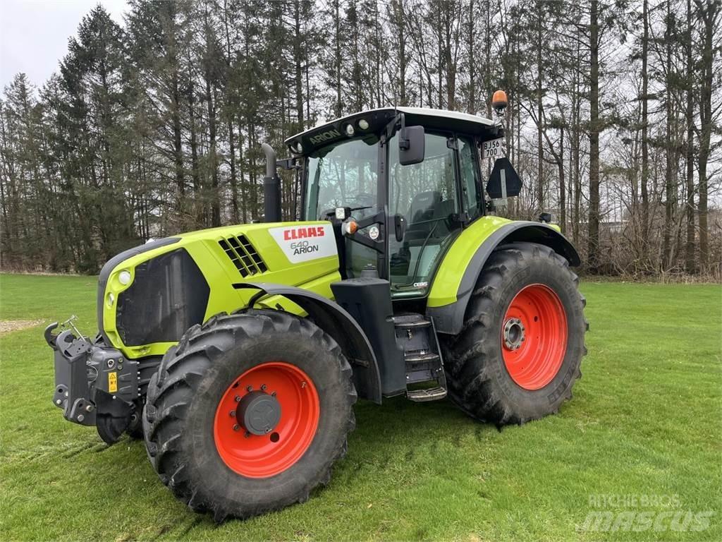 CLAAS ARION 640 トラクター