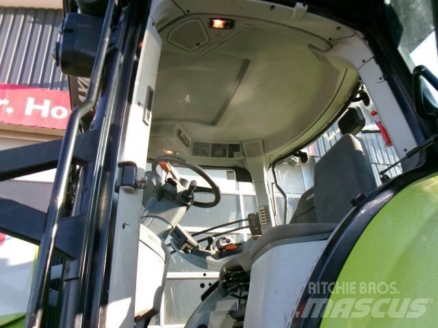 CLAAS AXION 800 トラクター