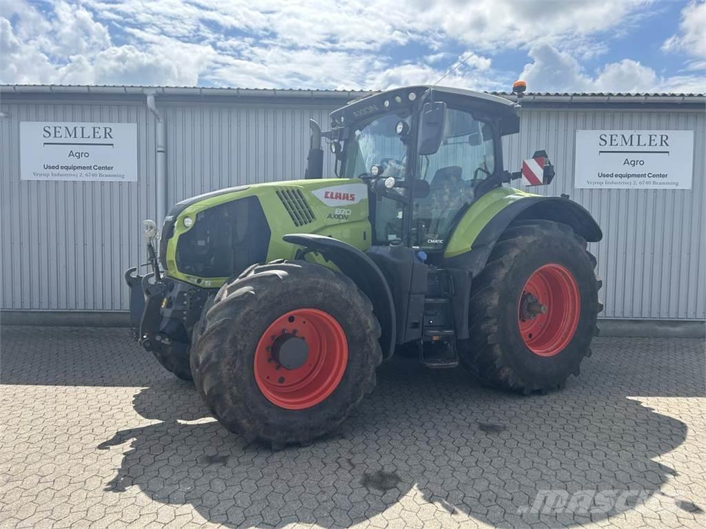 CLAAS AXION 870 トラクター