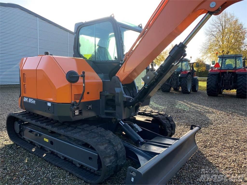 Develon DX85R-7 ミニ油圧ショベル 7t以下（ミニユンボ・ミニディガー）