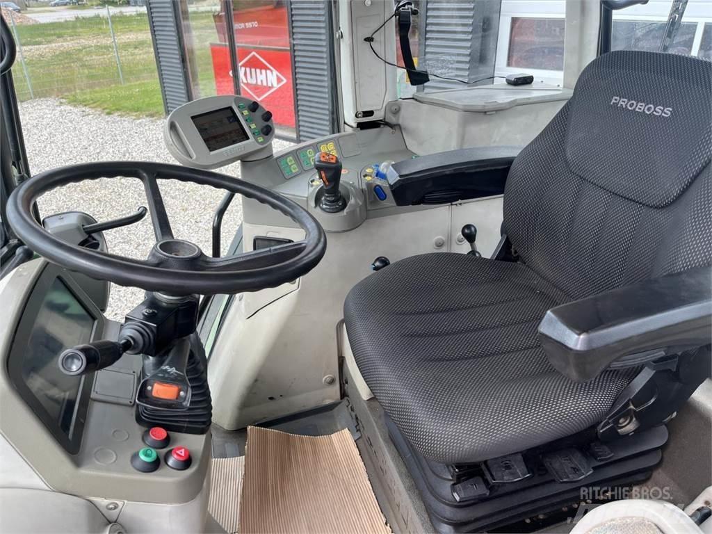Fendt 412 VARIO トラクター