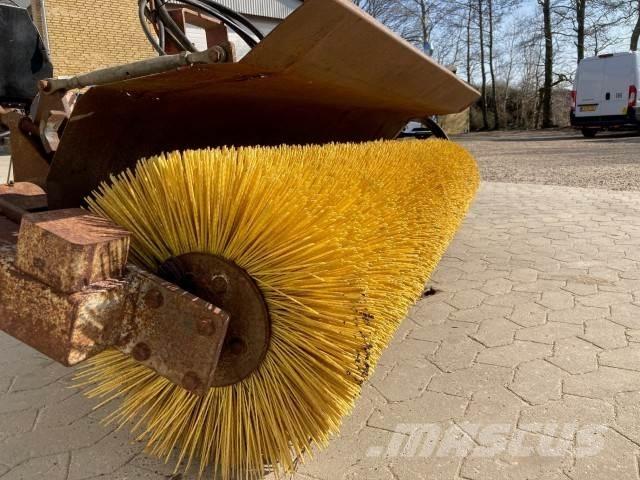  FF 2800 SP グランド整備機械-その他