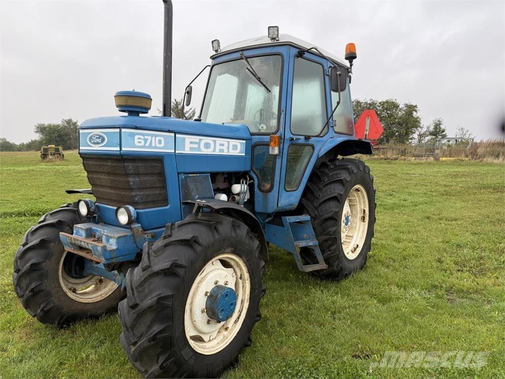 Ford 6710 トラクター