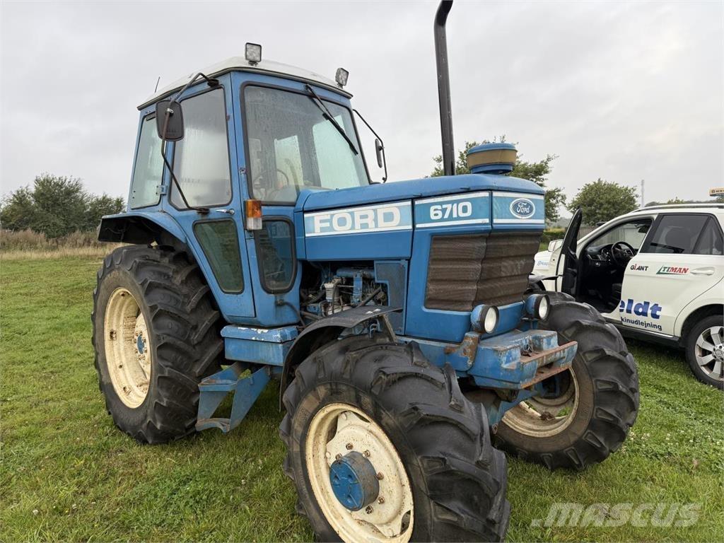 Ford 6710 トラクター