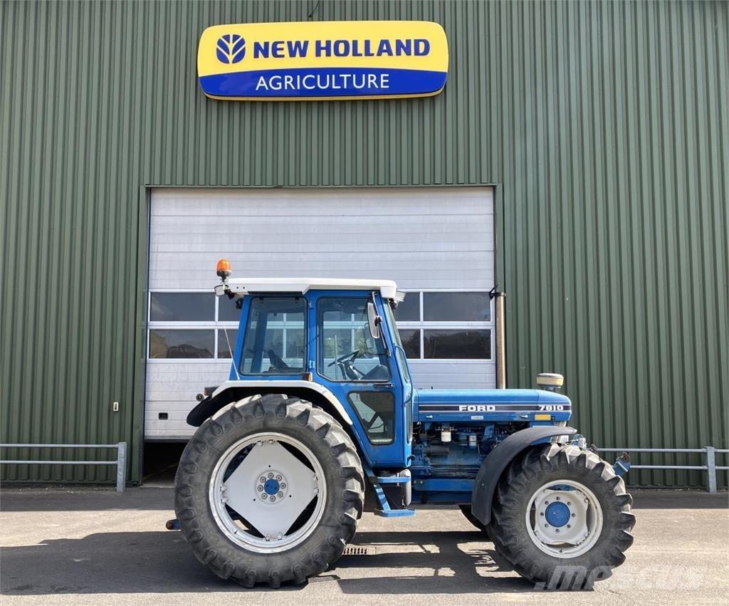 Ford 7810 トラクター