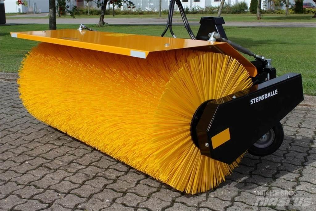 GMR FF 1500 MA 路面清掃機