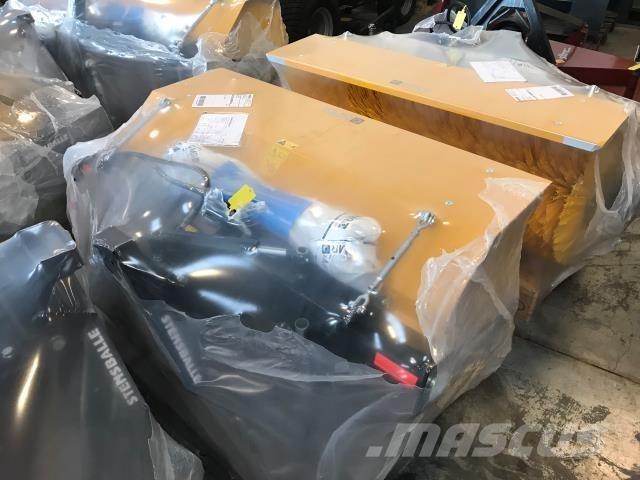 GMR FF1300 路面清掃機