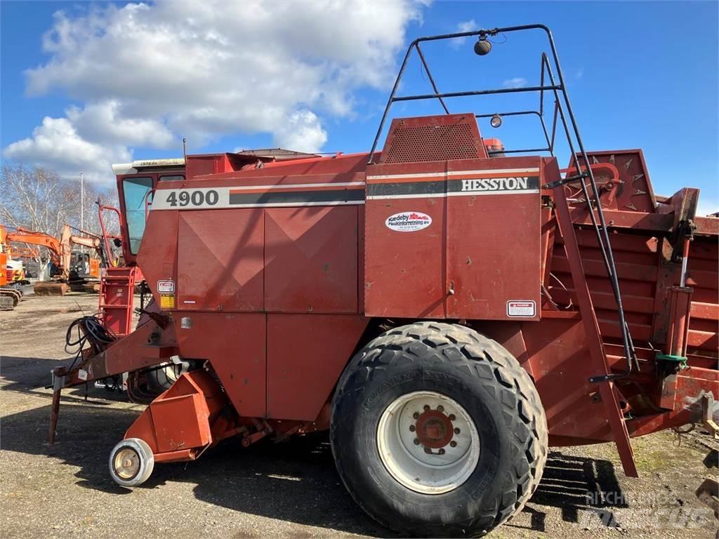 Hesston 4900 スクエアベーラー