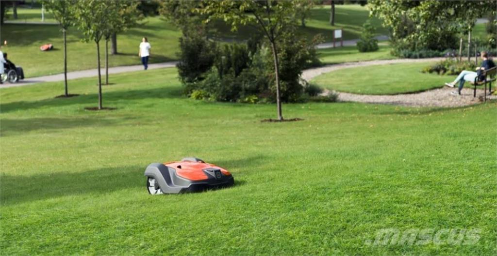 Husqvarna AM550 芝刈り機