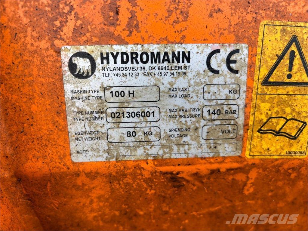 Hydromann 100H 砂と塩撒き専用車