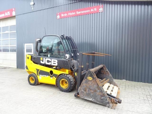 JCB 30D テレスコーピックハンドラー