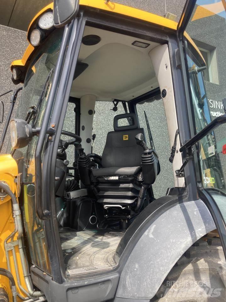 JCB 3CX バックホーローダー