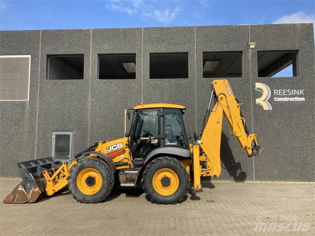 JCB 4CX バックホーローダー